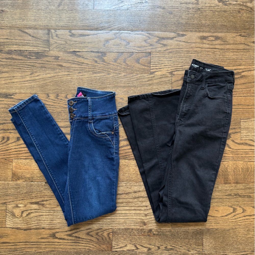 At Seven Blue Skinny + Old Navy Black Flare Jeans Bundle Size 3 / 2-6